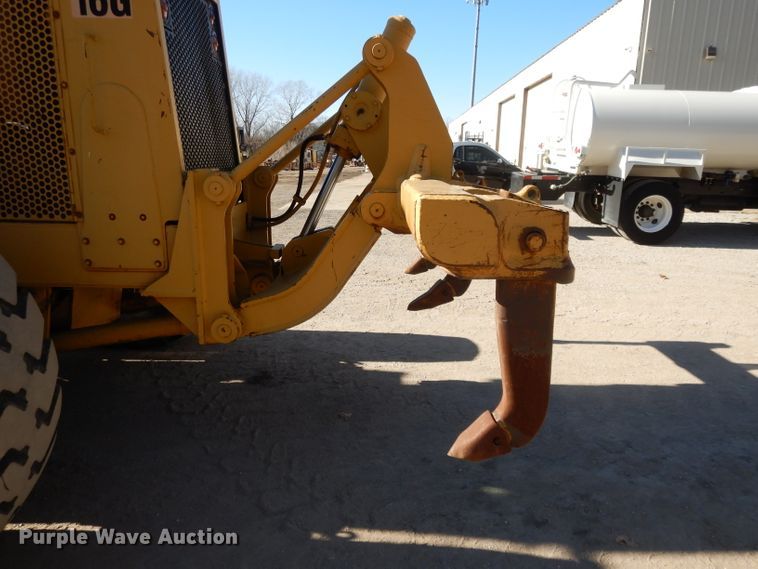 image for item DI8189 1989 Caterpillar 16G  motor grader