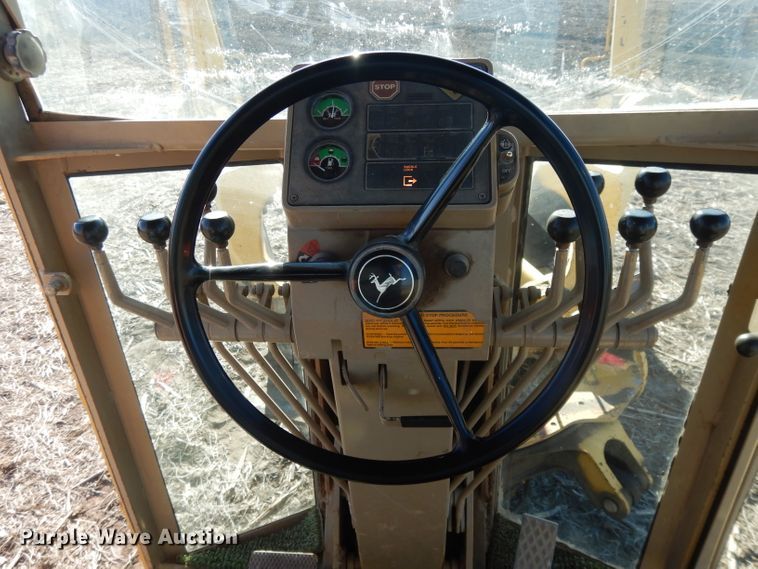 image for item DI8213 1997 John Deere 770B  motor grader