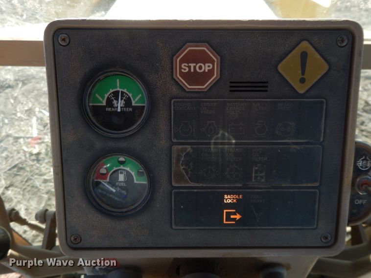 image for item DI8213 1997 John Deere 770B  motor grader