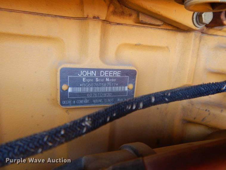 image for item DI8213 1997 John Deere 770B  motor grader