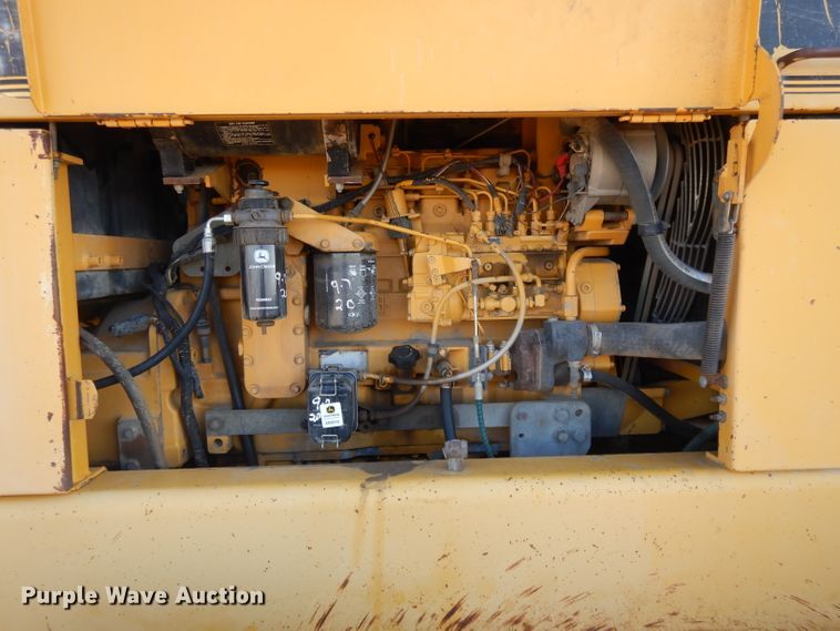 image for item DI8213 1997 John Deere 770B  motor grader