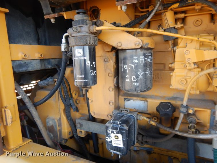 image for item DI8213 1997 John Deere 770B  motor grader