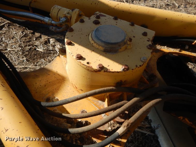 image for item DI8213 1997 John Deere 770B  motor grader