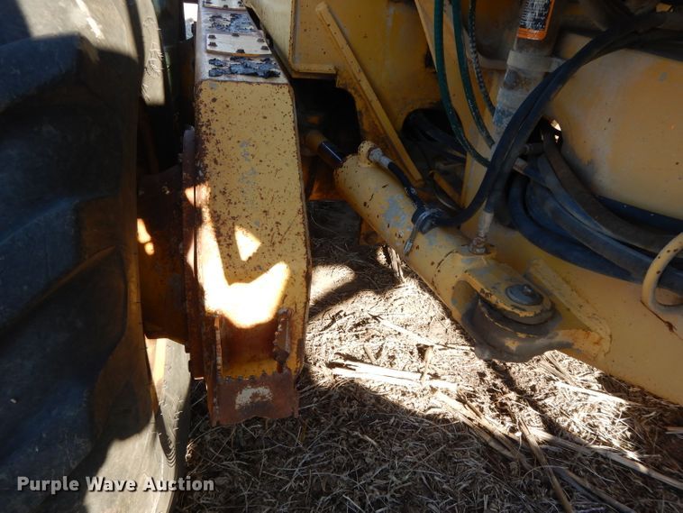 image for item DI8213 1997 John Deere 770B  motor grader