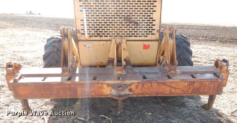 image for item DI8213 1997 John Deere 770B  motor grader