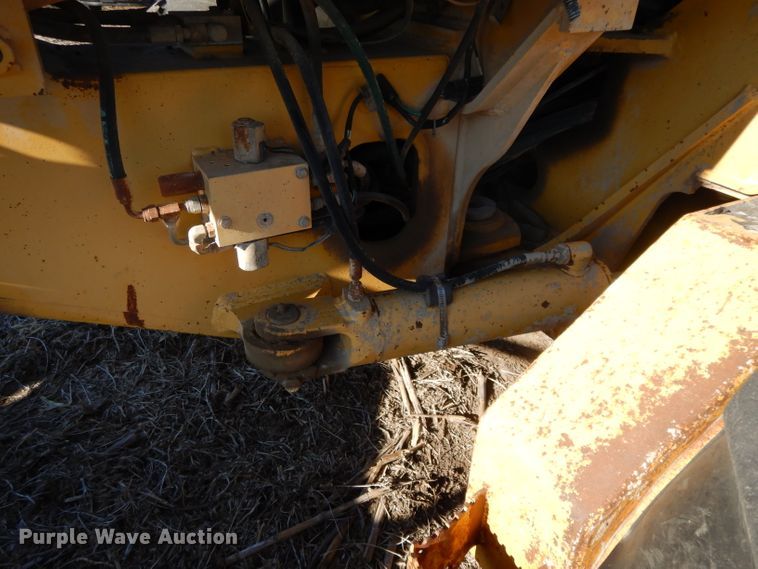 image for item DI8213 1997 John Deere 770B  motor grader