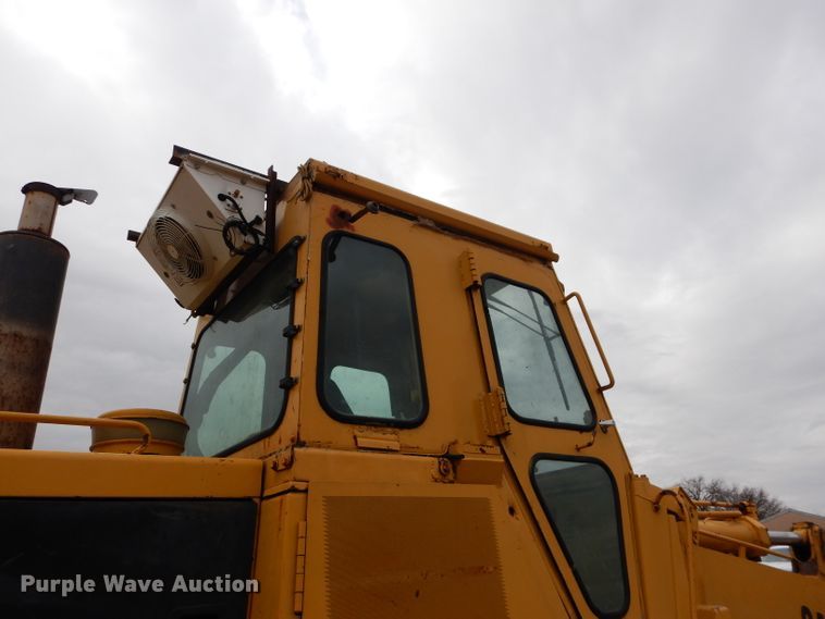 image for item DI8396 1990 Caterpillar 973  track loader