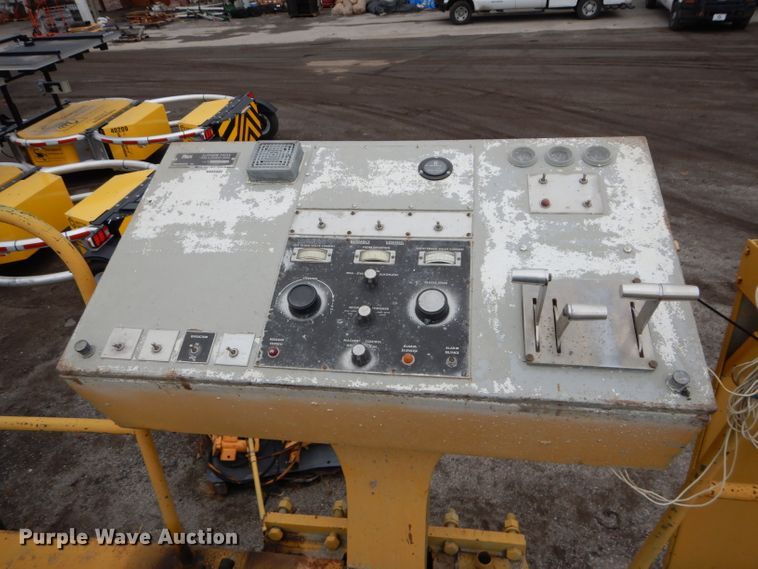 image for item DI8402 Rex Town & Country slip form paver