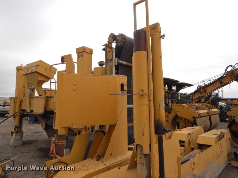 image for item DI8402 Rex Town & Country slip form paver