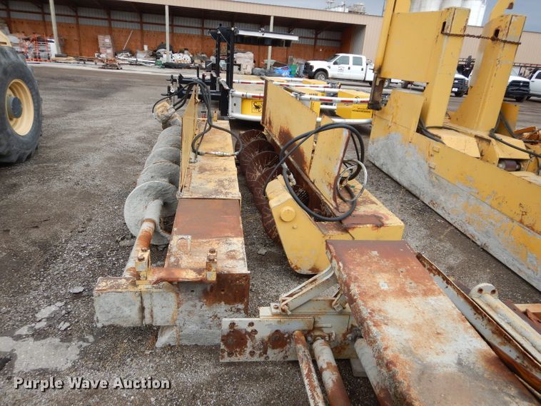 image for item DI8402 Rex Town & Country slip form paver