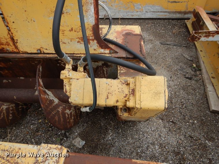 image for item DI8402 Rex Town & Country slip form paver