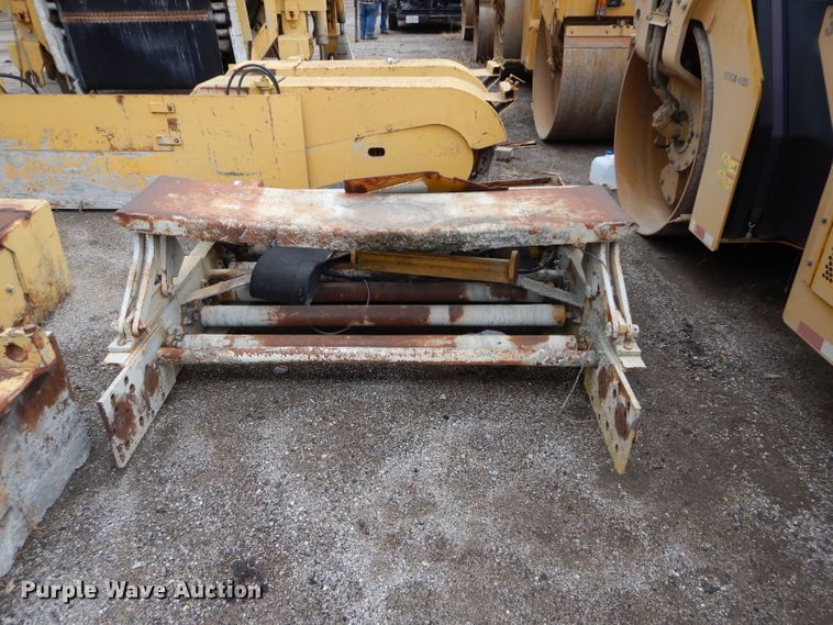 image for item DI8402 Rex Town & Country slip form paver