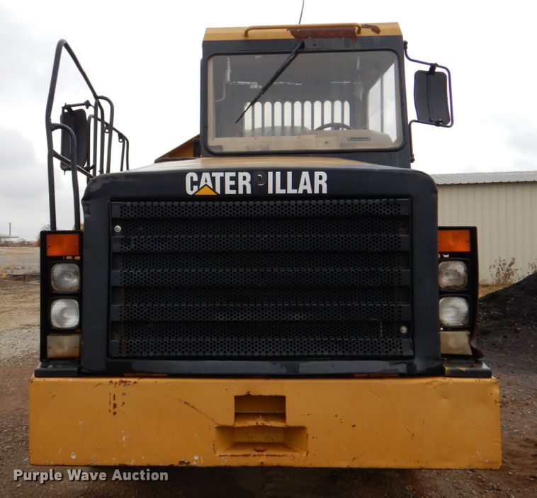 image for item DJ0281 1995 Caterpillar D250E  haul truck