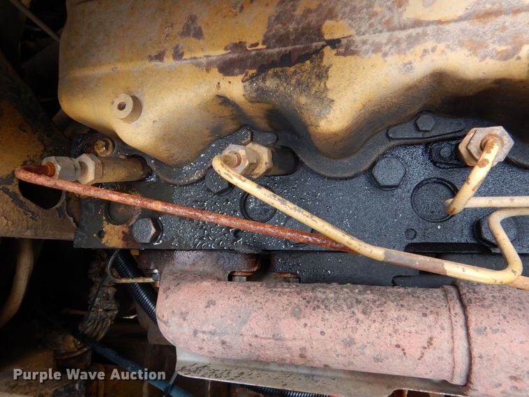 image for item DJ0281 1995 Caterpillar D250E  haul truck