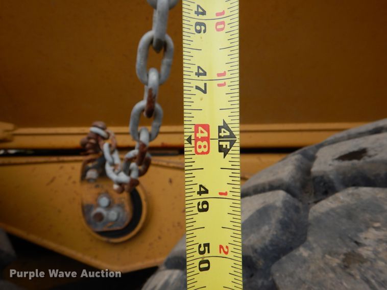 image for item DJ0281 1995 Caterpillar D250E  haul truck