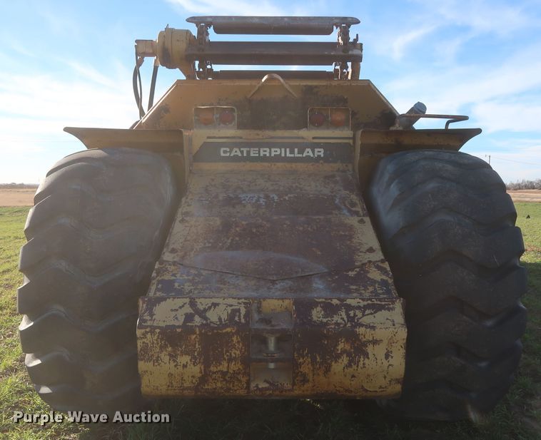 image for item DJ1820 1983 Caterpillar 615  elevating scraper