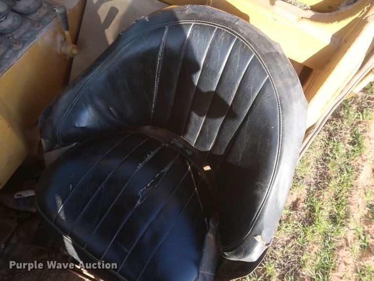 image for item DJ1820 1983 Caterpillar 615  elevating scraper