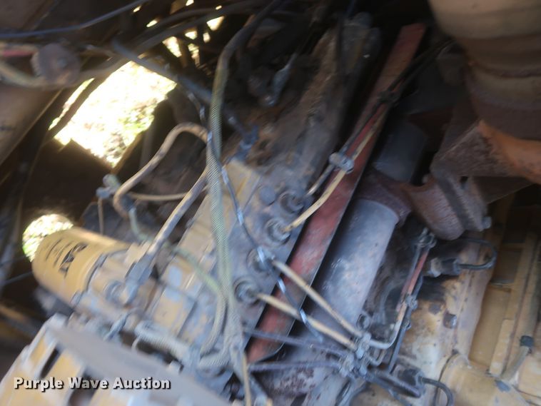 image for item DJ1820 1983 Caterpillar 615  elevating scraper