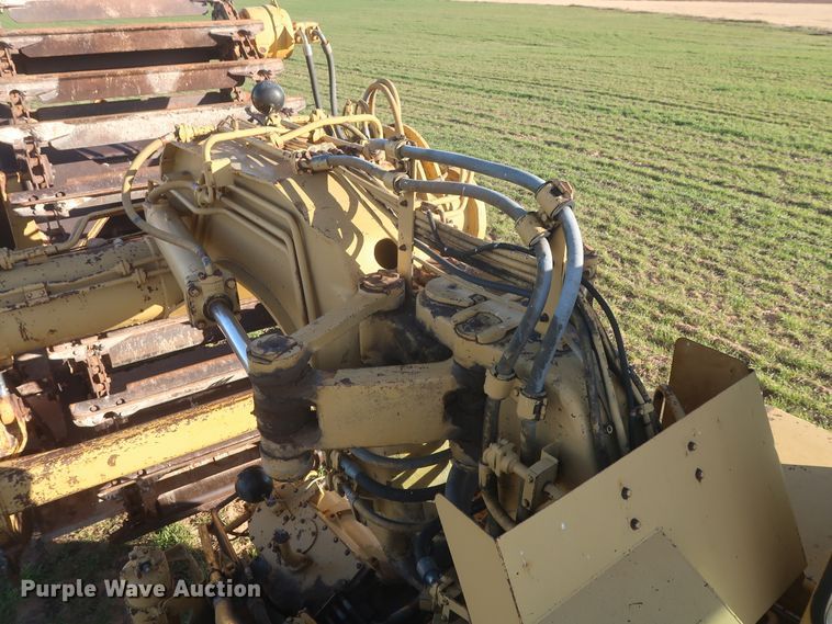 image for item DJ1820 1983 Caterpillar 615  elevating scraper