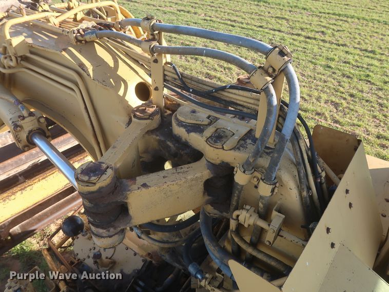 image for item DJ1820 1983 Caterpillar 615  elevating scraper