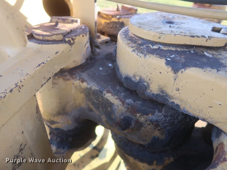 image for item DJ1820 1983 Caterpillar 615  elevating scraper