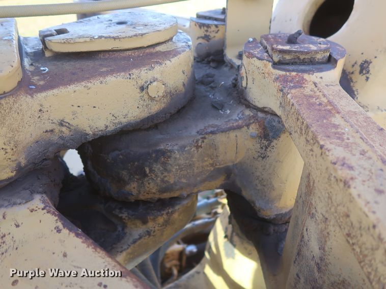 image for item DJ1820 1983 Caterpillar 615  elevating scraper