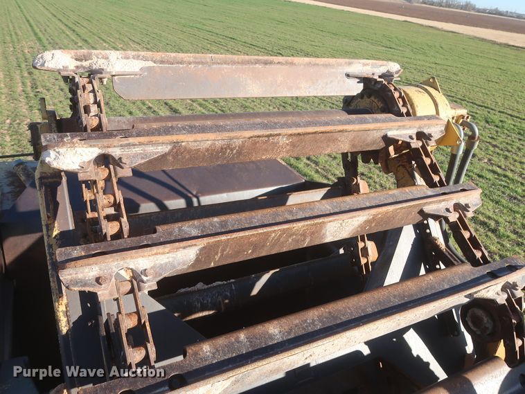 image for item DJ1820 1983 Caterpillar 615  elevating scraper