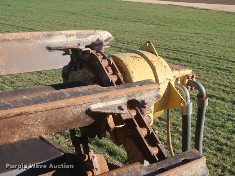 image for item DJ1820 1983 Caterpillar 615  elevating scraper