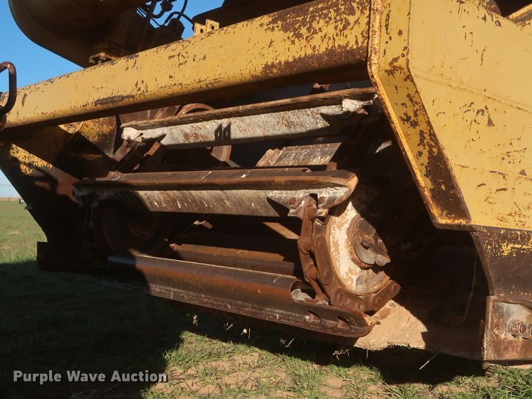 image for item DJ1820 1983 Caterpillar 615  elevating scraper