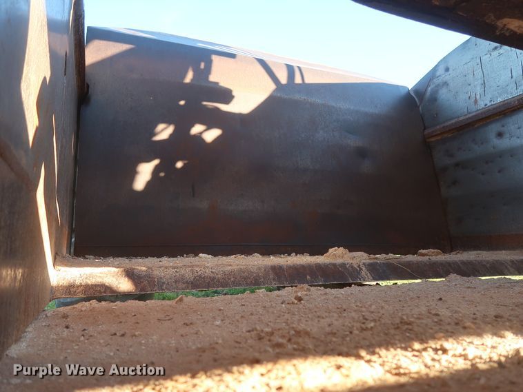 image for item DJ1820 1983 Caterpillar 615  elevating scraper