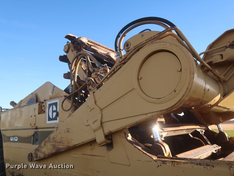 image for item DJ1820 1983 Caterpillar 615  elevating scraper