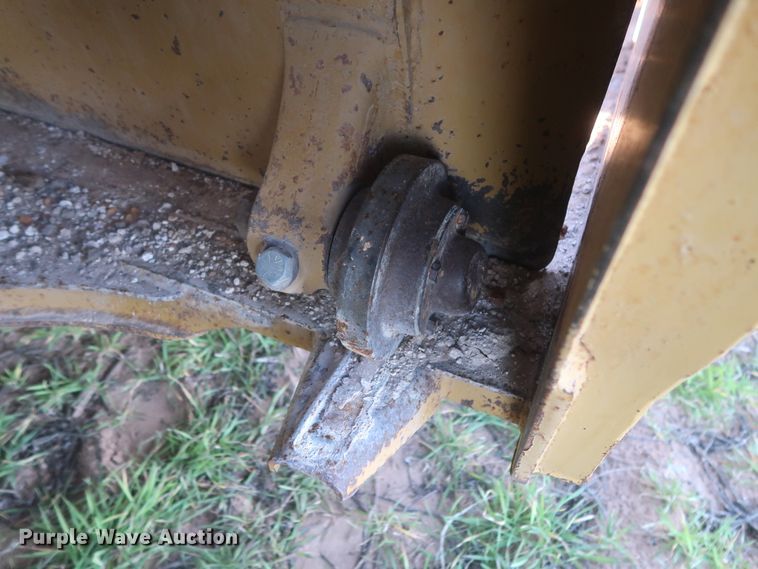 image for item DJ1820 1983 Caterpillar 615  elevating scraper