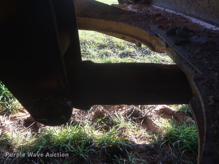 image for item DJ1820 1983 Caterpillar 615  elevating scraper