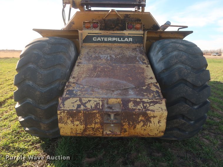 image for item DJ1820 1983 Caterpillar 615  elevating scraper