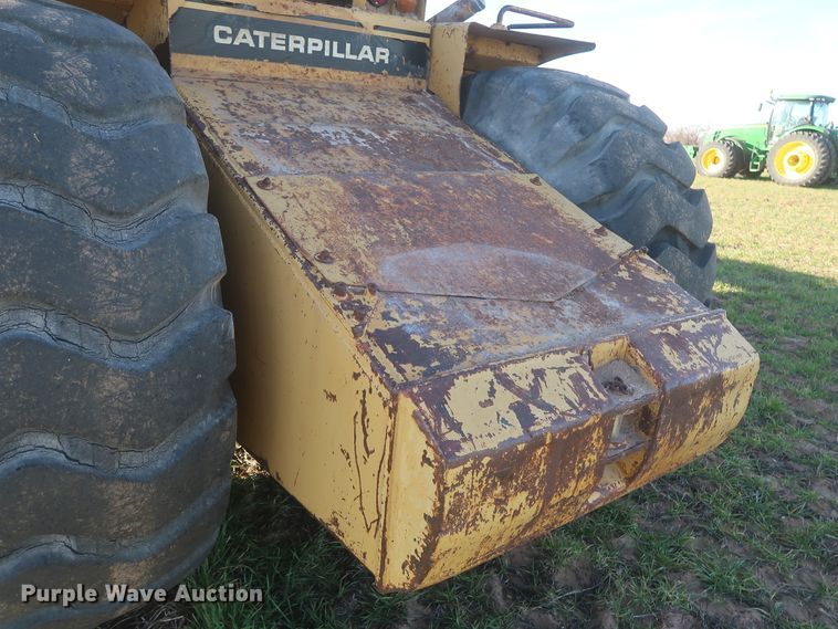 image for item DJ1820 1983 Caterpillar 615  elevating scraper