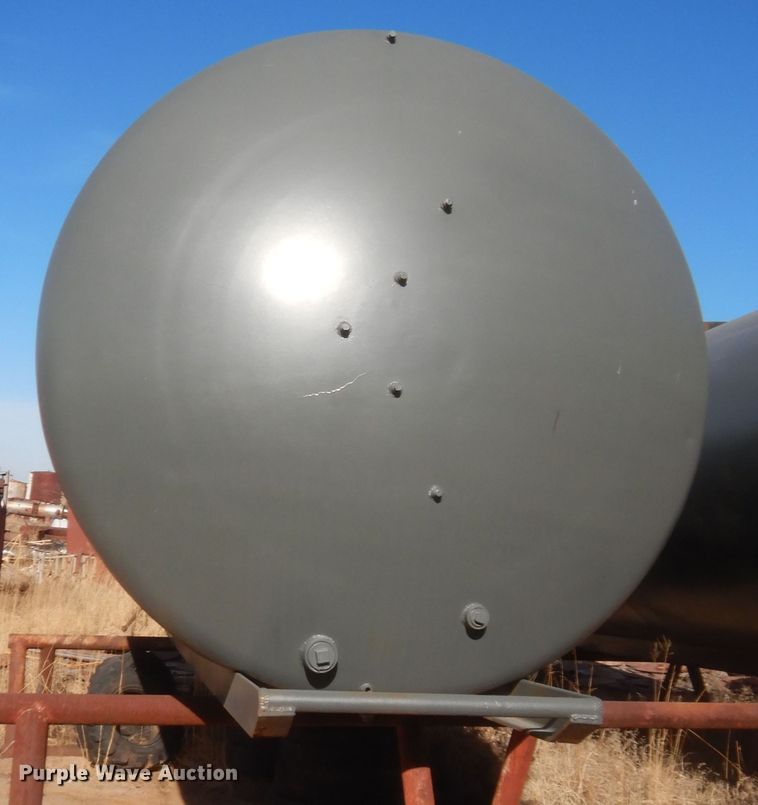 image for item DJ2137 Tank