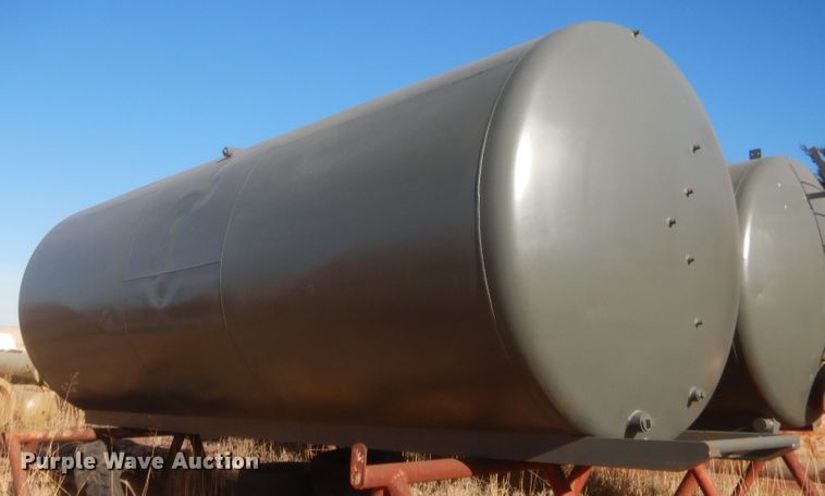 image for item DJ2137 Tank