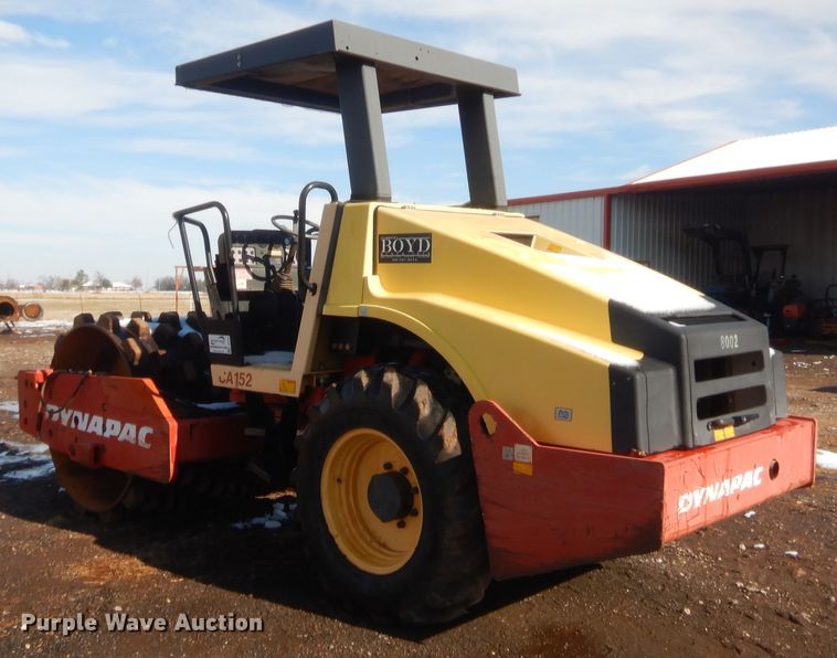 image for item DJ2151 Dynapac CA152PD  vibratory single drum roller