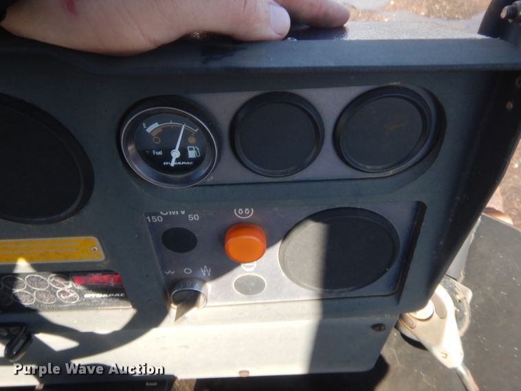 image for item DJ2151 Dynapac CA152PD  vibratory single drum roller