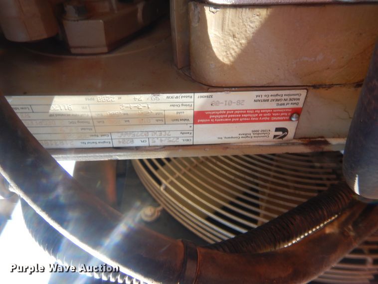 image for item DJ2151 Dynapac CA152PD  vibratory single drum roller