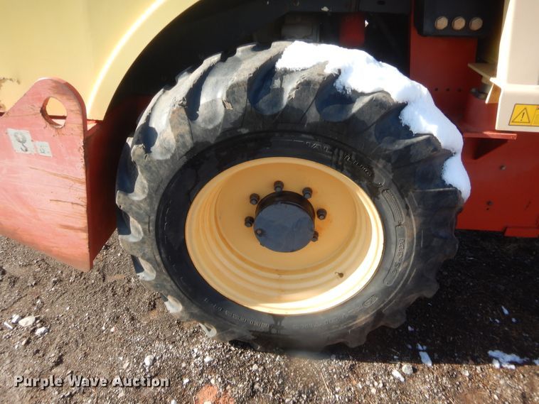 image for item DJ2151 Dynapac CA152PD  vibratory single drum roller