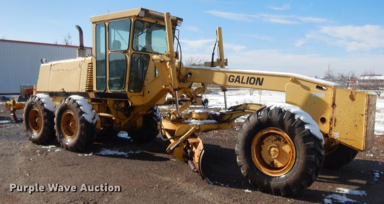 image for item DJ2152 1998 Galion 850B  motor grader