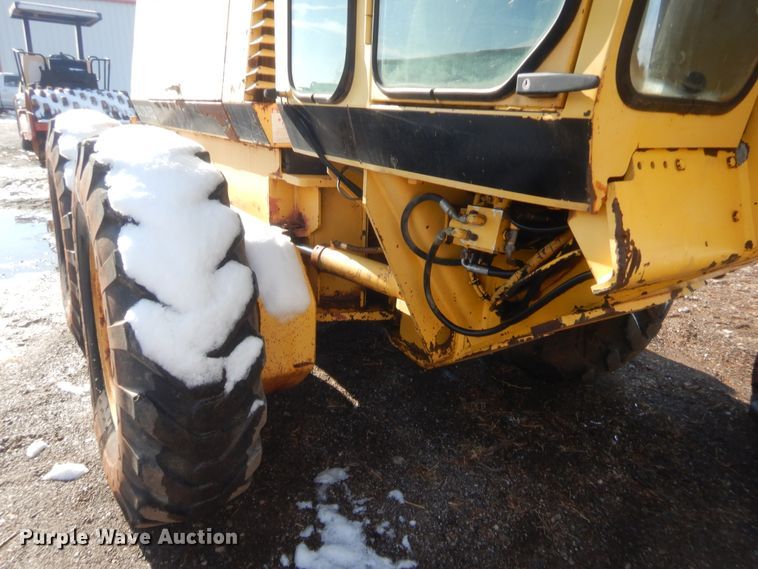 image for item DJ2152 1998 Galion 850B  motor grader