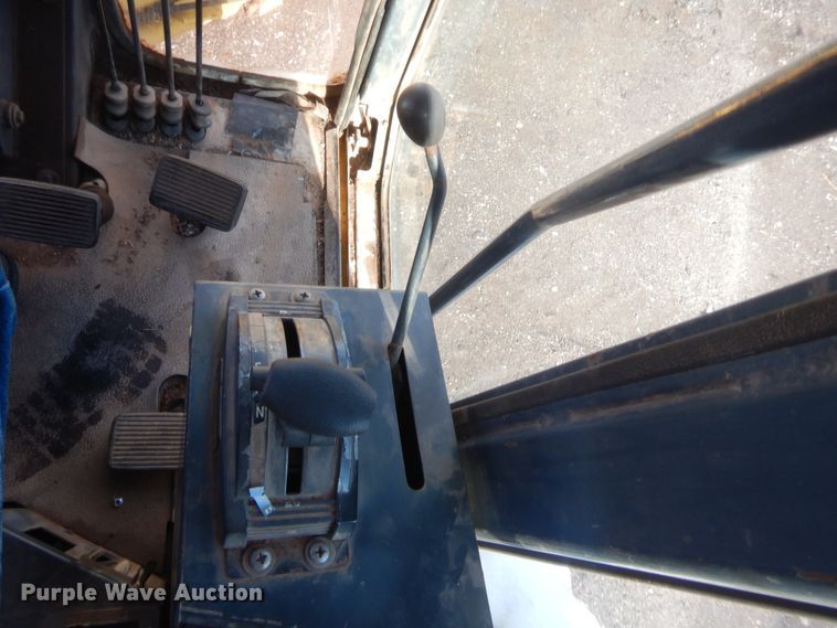 image for item DJ2152 1998 Galion 850B  motor grader