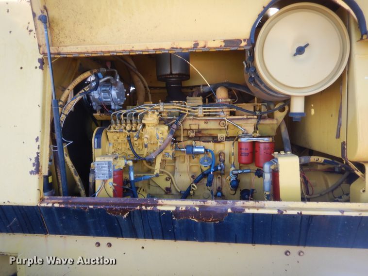 image for item DJ2152 1998 Galion 850B  motor grader