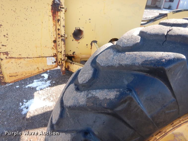 image for item DJ2152 1998 Galion 850B  motor grader