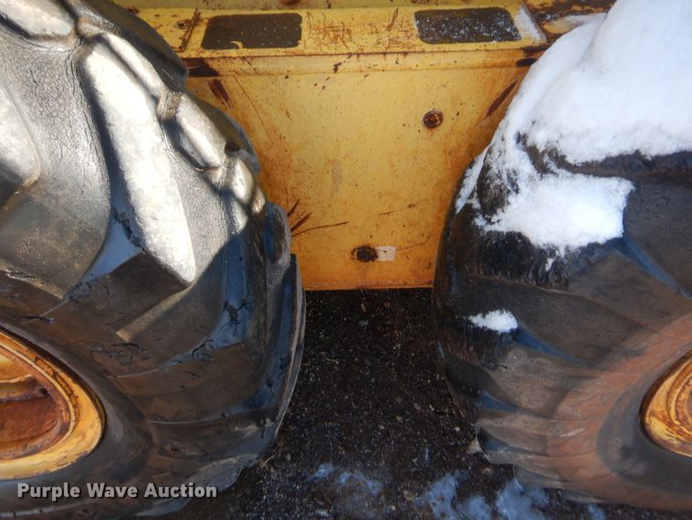 image for item DJ2152 1998 Galion 850B  motor grader