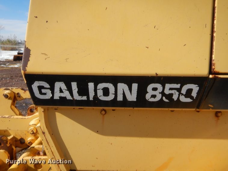 image for item DJ2152 1998 Galion 850B  motor grader