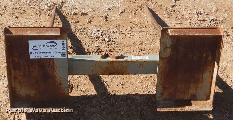 image for item DJ4904 Skid steer bale spear