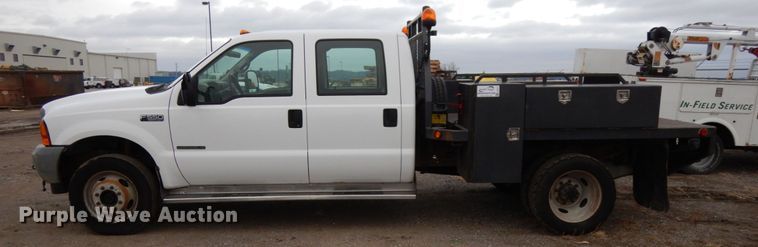 image for item DJ5777 2001 Ford F550 Super Duty XL  Crew Cab flatbed pickup truck